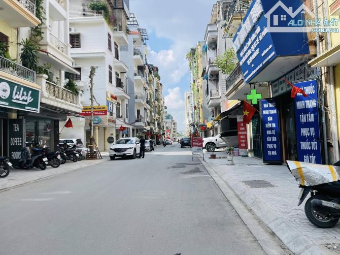 116390962 1918 ban nha mat tien ha noi gia re